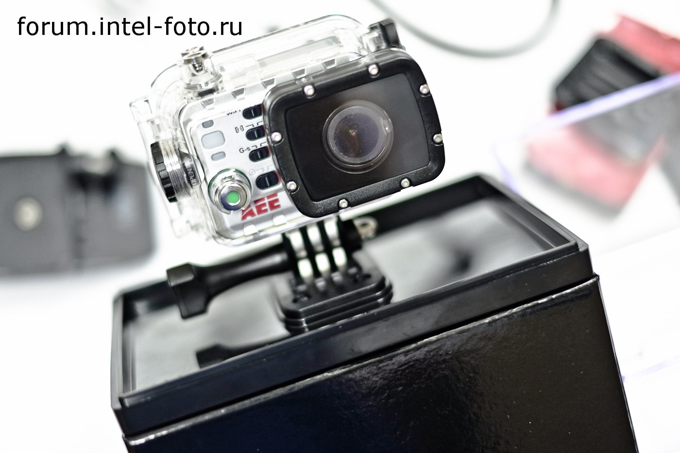 http://www.intel-foto.ru/content/publication/forum-tst/2013/2013-09/aee-s51/unbox/aee_s51-box_06.jpg