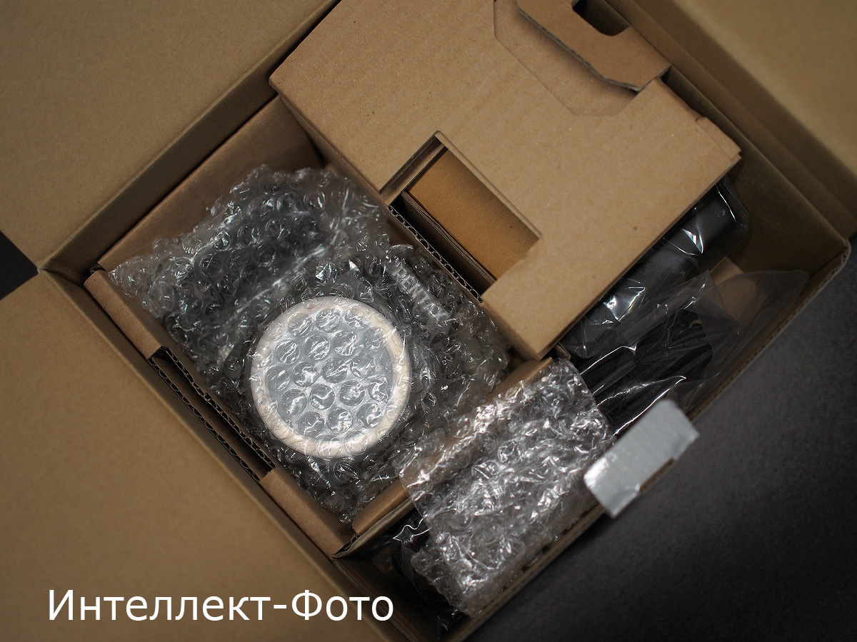 http://www.intel-foto.ru/content/publication/forum-tst/2014/2014-10/pentax/ks1/unbox/04.jpg