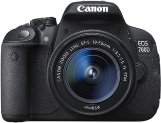 Цифровой фотоаппарат Canon EOS 700D Body Пробег 8850 кадров (s/ n:033011002372) Б/ У