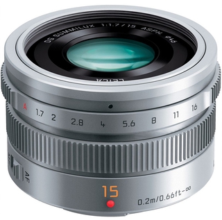 Объектив Panasonic Lumix 15mm f/ 1.7 ASPH LEICA DG SUMMILUX серебристый (H-X015E-S) Объектив Panasonic Lumix 15mm f/ 1.7 ASPH LEICA DG SUMMILUX серебристый (H-X015E-S)