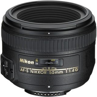 Объектив Nikon 50 mm f/ 1.4G AF-S Nikkor (s/ n:591414) отличное состояние Б/ У