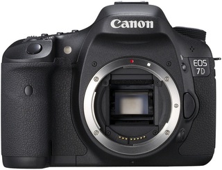 Цифровой фотоаппарат Canon EOS 7D Kit EF 50mm f/ 1.8 STM + Бат блок (Пробег 63200 кадров) Б/ У