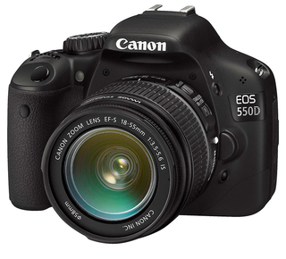 Цифровой фотоаппарат Canon EOS 550D Kit EF-S 18-55mm IS (пробег 7100 кадров) Б/ У