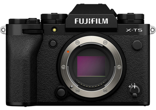 Цифровой  фотоаппарат FujiFilm X-T5 Body black (Пробег 31000 кадров) Б/ У