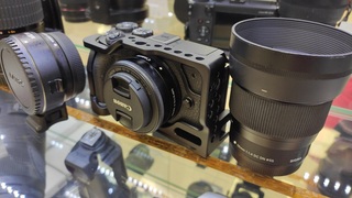 Цифровой фотоаппарат Canon EOS M6 MarkII + (EF-M 22mm f2, Sigms 56mm f1.4, Viltrox EF-EOSM)  Б/ У